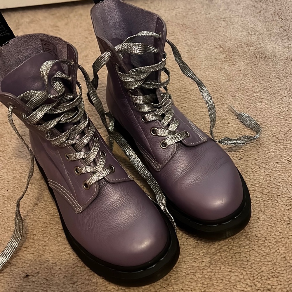 1460 Pastel Lavender Pascal Boot